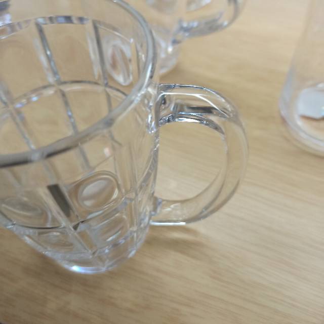 Thickened acrylic draft beer cups, ktv beer mugs, plastic handles, pineapple cups, water cups and tea cups Specification image