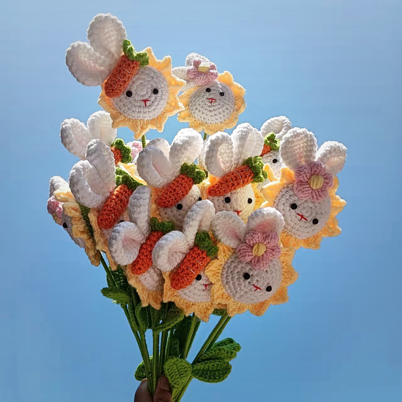 Hand woven rabbit head sunflower sunflower wool knitted flowers send boutiques simulation bouquet finished wholesale 12