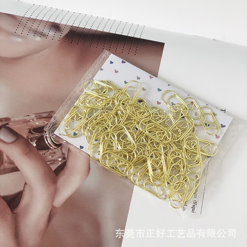 Creative mini love paper clip wholesale box simple cute shape electroplated paper clip package factory direct sales Application Scenario