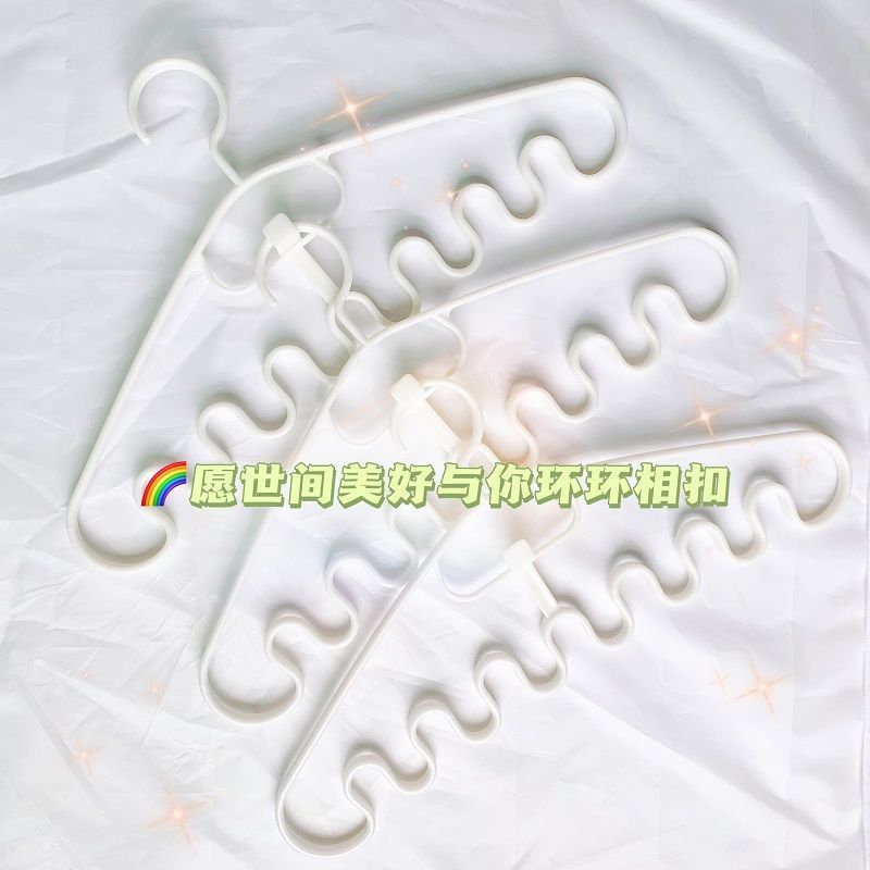 Sling wave hanger underwear storage rack hanger hanger hanger Students simple dormitory artifacts drying hanger clothes brace Application Scenario