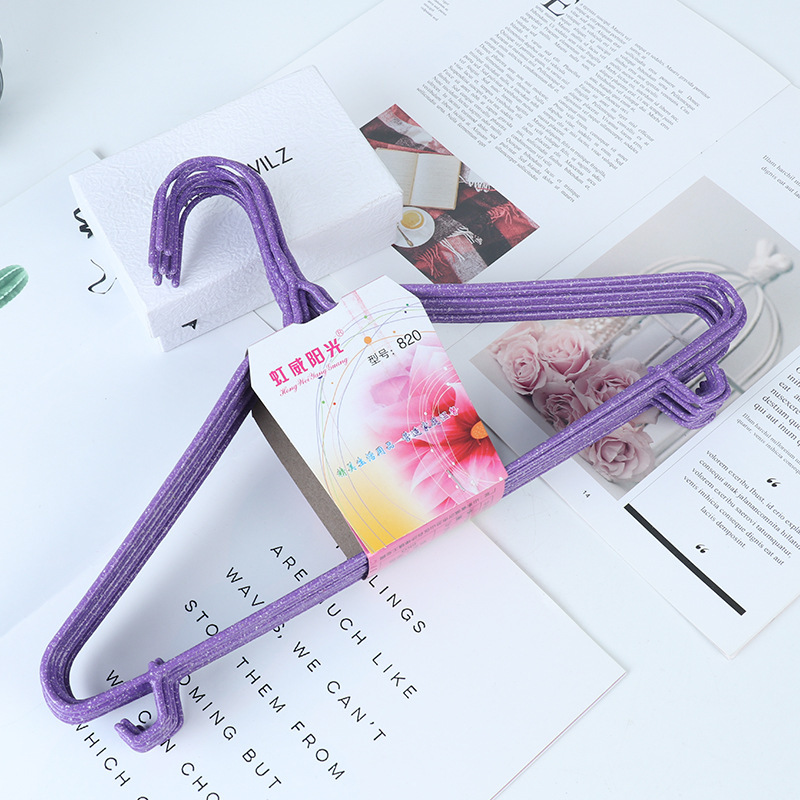 Hangers manufacturers community group purchase dip plastic hangers color hangers drying hangers dry and wet dual-use clothes support wholesale household 608 Application Scenario