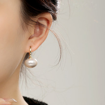 韩国珍珠耳环耳圈法式高级感小众设计轻奢耳环2023夏新款潮女耳饰