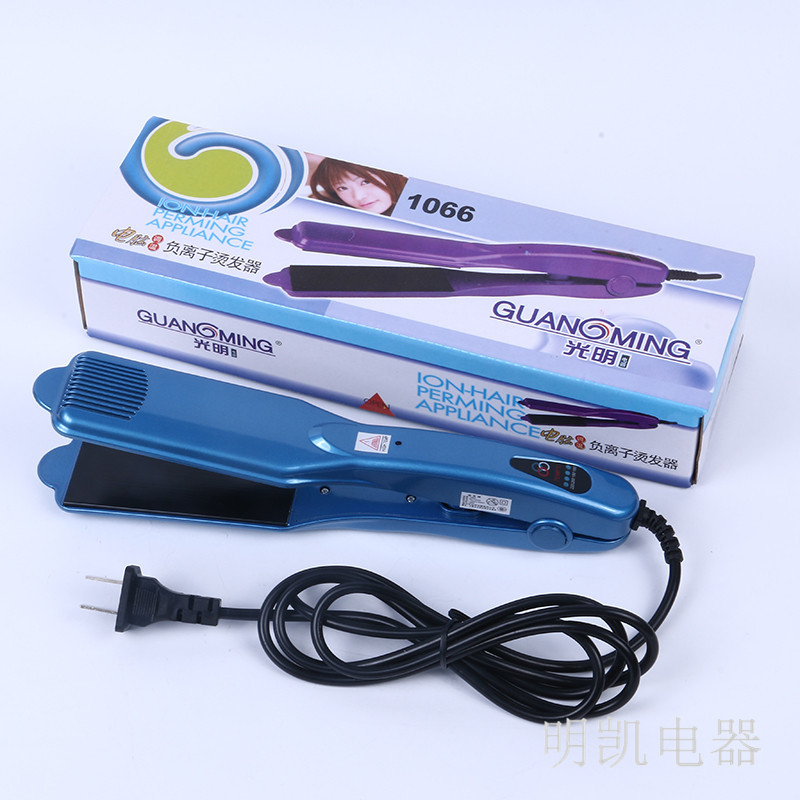 Guangming 1066 fashionable and popular hair straightener, electric splint with glaze coating, fast heating, hair care tool wholesale details Picture