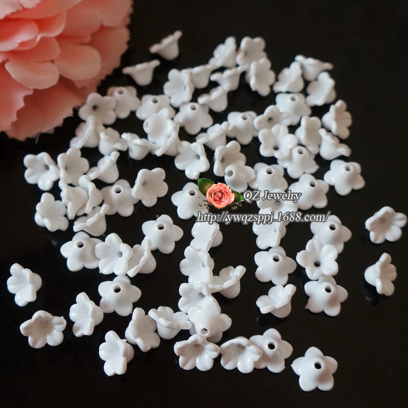Solid color acrylic small flower holders, plastic flower hair clips, headwear accessories, diy handcrafted ornaments, pearl-proof flower holders wholesale Specification image