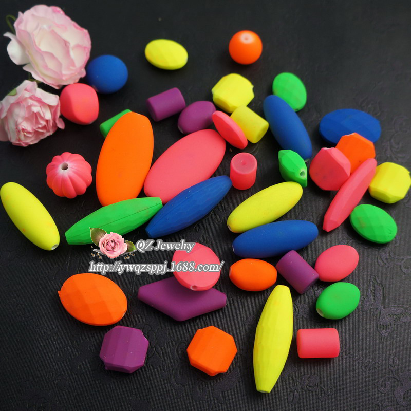 Factory direct sales of flat-bottomed five-pointed stars, fluorescent five-pointed stars, DIY jewelry accessories, hair accessories and headwear accessories wholesale Specification image