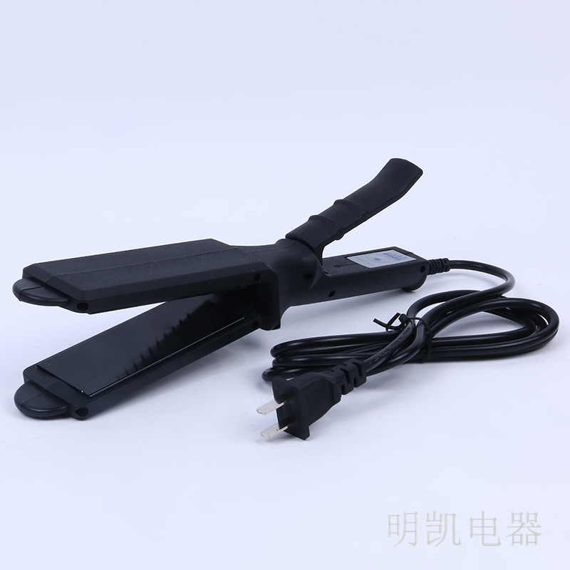 The multi-purpose hair straightener is comfortable, convenient and easy to carry. It has four temperature Settings and is fashionable for wholesale. Guangming 1011 Specification image