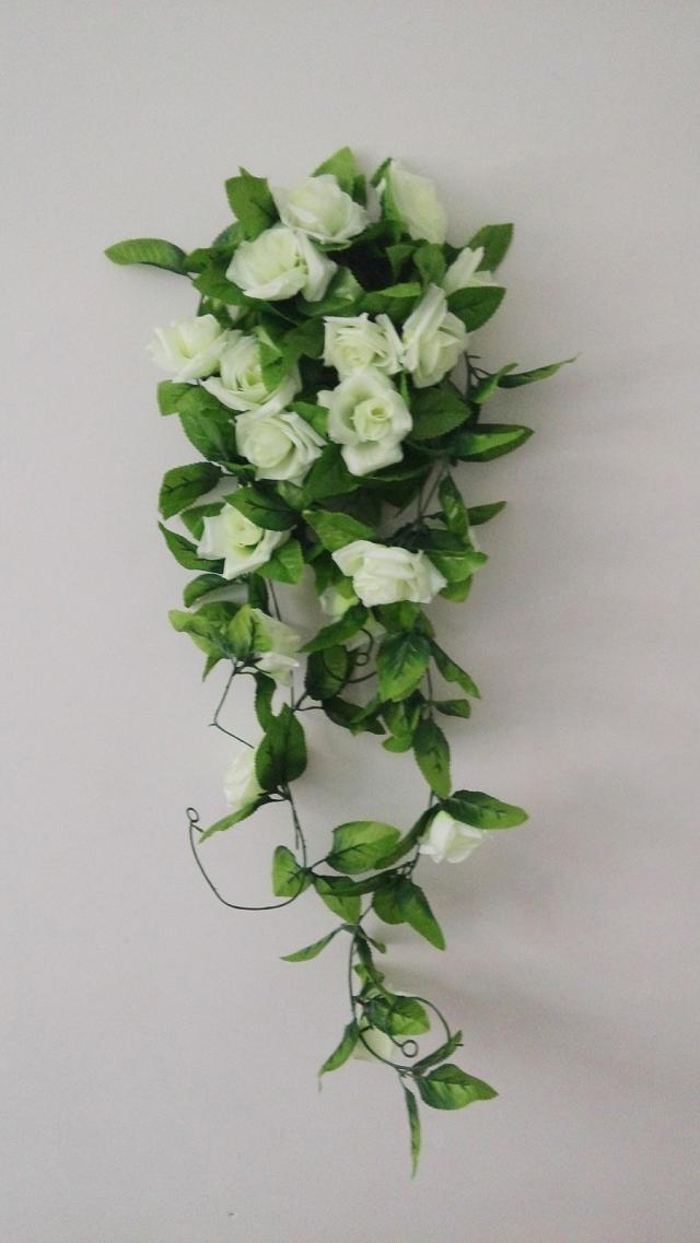9-head artificial flower, artificial rose, Korean rose artificial flower, decorative vine, wedding decoration artificial rose, vine artificial flower Item Picture