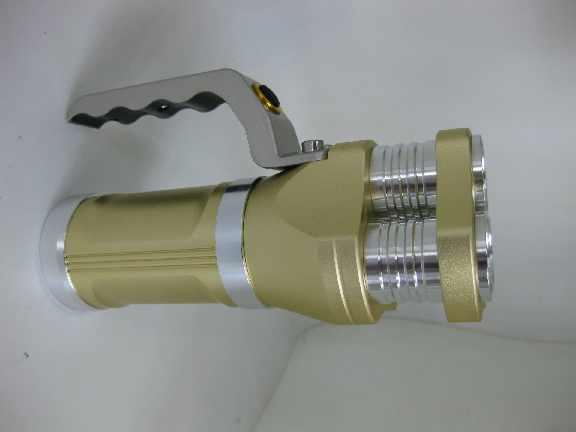 手提灯3灯头 T6强光充电手电筒18650远射照明手电产品图