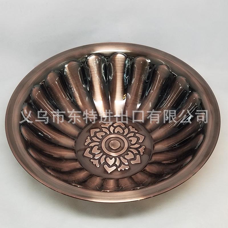 Factory direct sales of stainless steel elegant flower plates, bronze pressed flower plates, household fruit and snack flower plates Specification image
