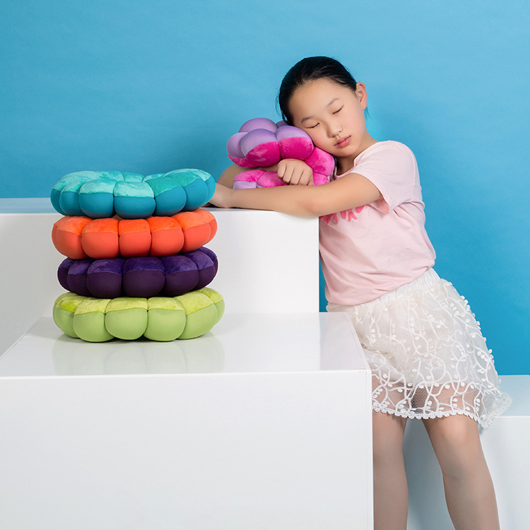 Customized travel aircraft, cute doughnut cushions, neck pillows, waist pillows, neck protectors, cross-border manufacturer wholesale Specification image