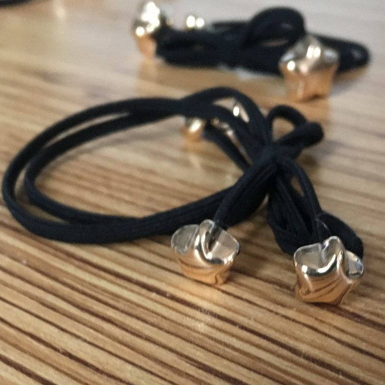 Factory direct sales of single-hole irregular-shaped hair band and hair rope accessories, as well as wholesale of heart-shaped electroplated bead hair accessory accessories Item Picture