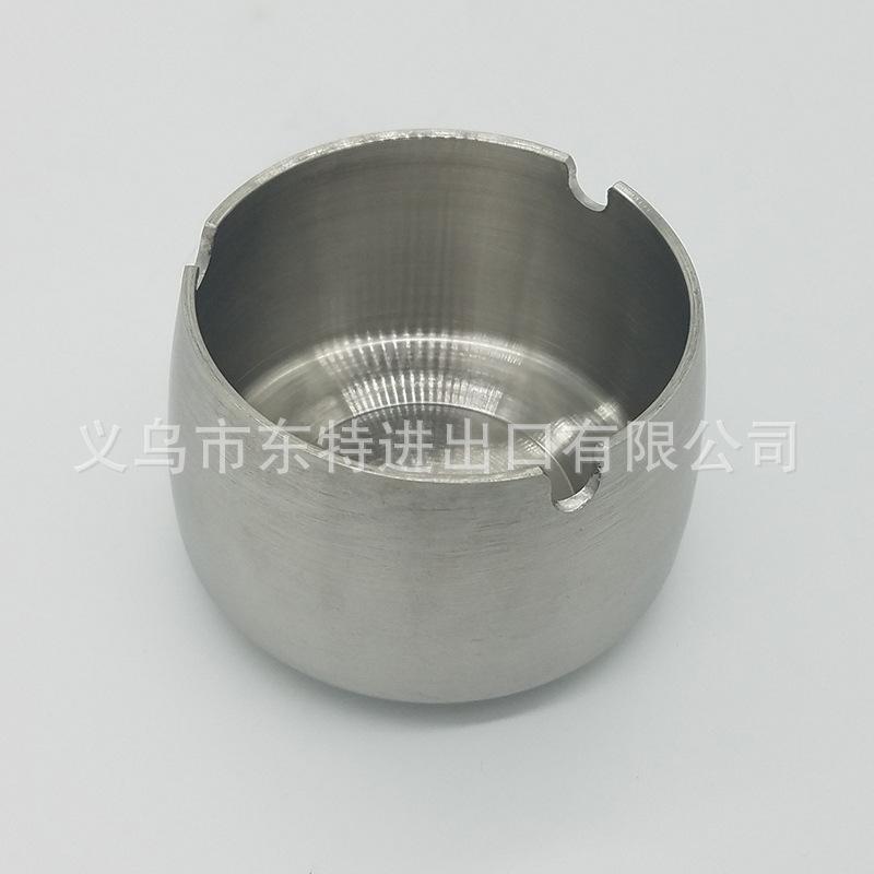 家用烟灰缸实物图
