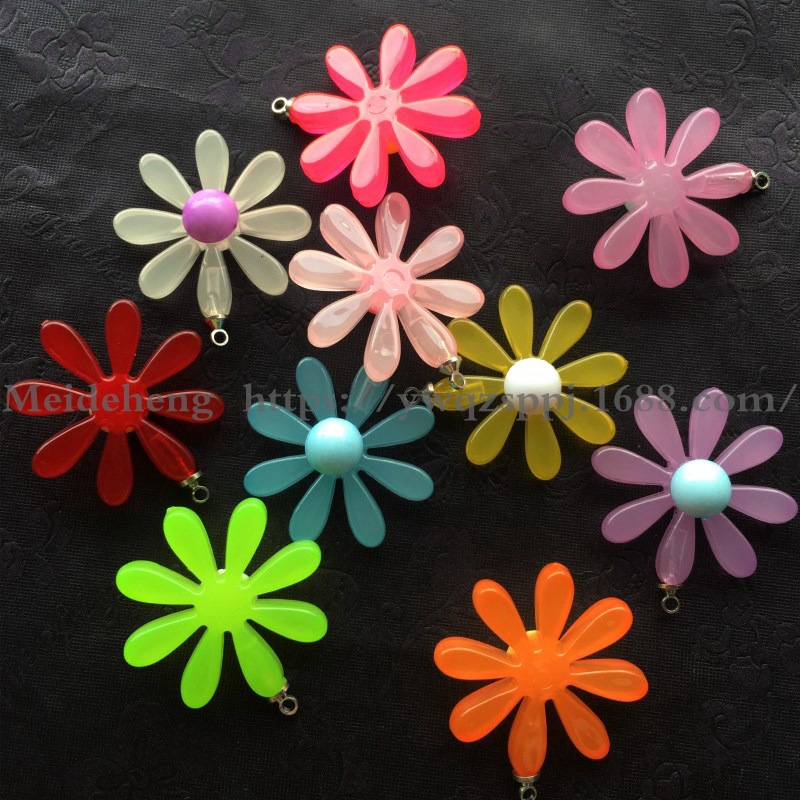 Yiwu Meideheng diy handmade jewelry and accessory materials, colored acrylic hanging hole flowers details Picture