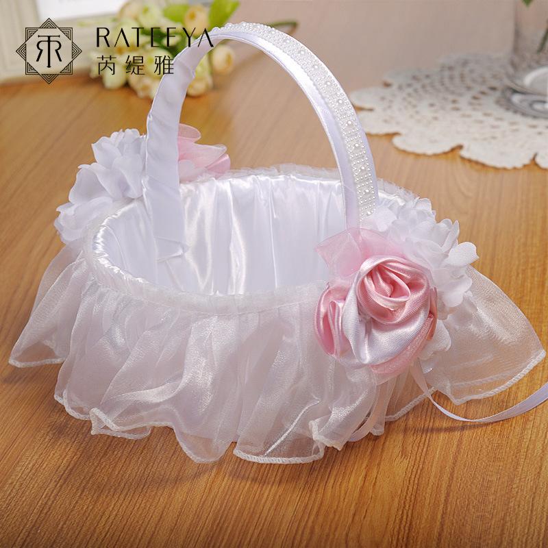 European and American creative wedding lace flower baskets, white bride flower girls scattering flowers, small flower baskets, wedding supplies wholesale