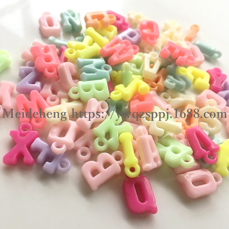 Plastic acrylic spring color hanging hole 26 English letter beads children's jewelry accessories clothing accessories details Picture