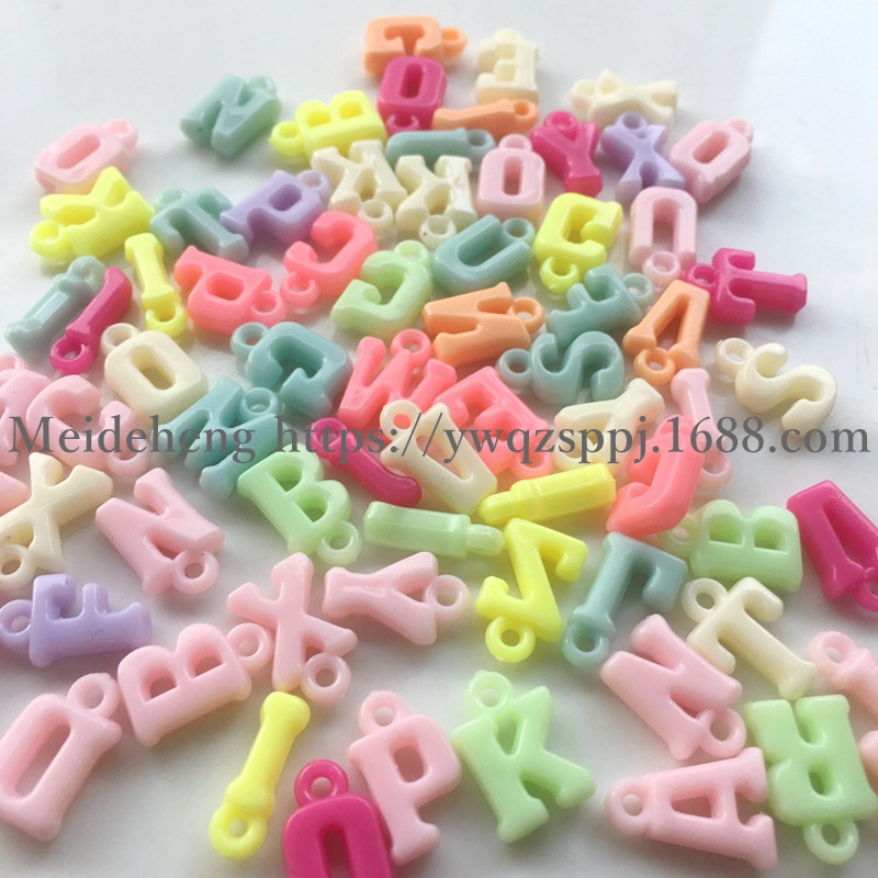 Plastic acrylic spring color hanging hole 26 English letter beads children's jewelry accessories clothing accessories Application Scenario