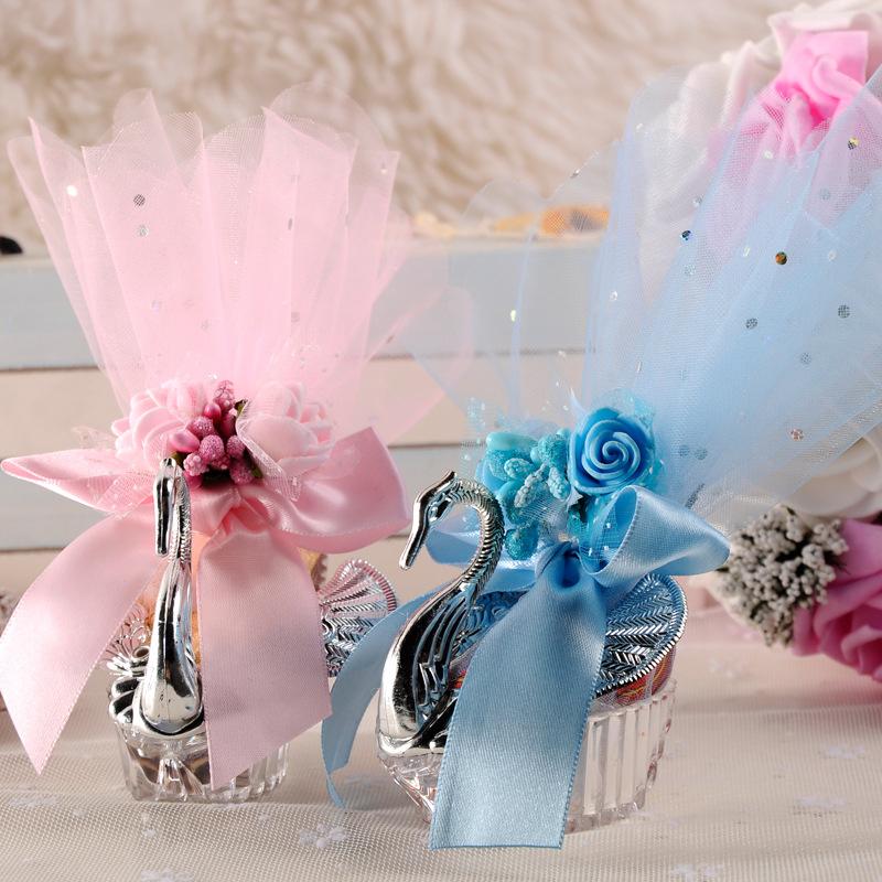 欧式创意水晶小天鹅喜糖盒 西式婚礼糖果盒子婚庆用品塑料喜糖盒白底实物图