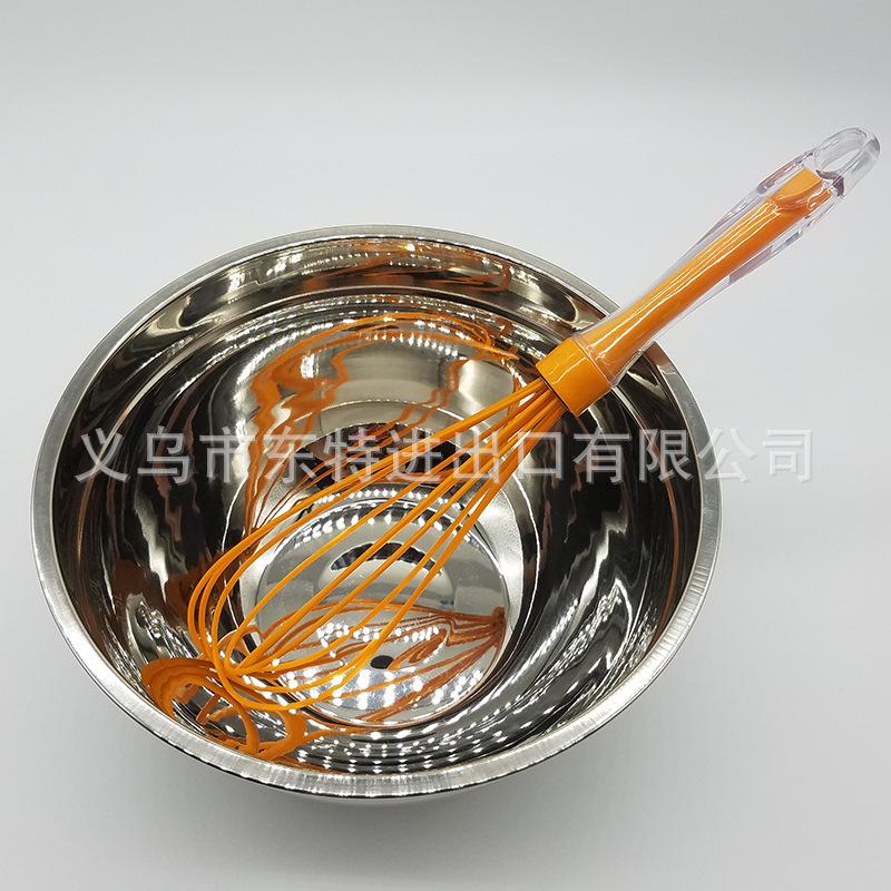 Wholesale of kitchen tools such as baking cake egg beaters and dough mixers, crystal handles, and silicone egg beaters