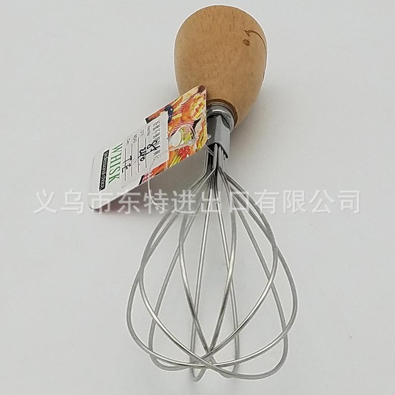 Factory direct sales stainless steel egg beater with oak handle, egg and cream baking mixer, household mini egg beater Application Scenario