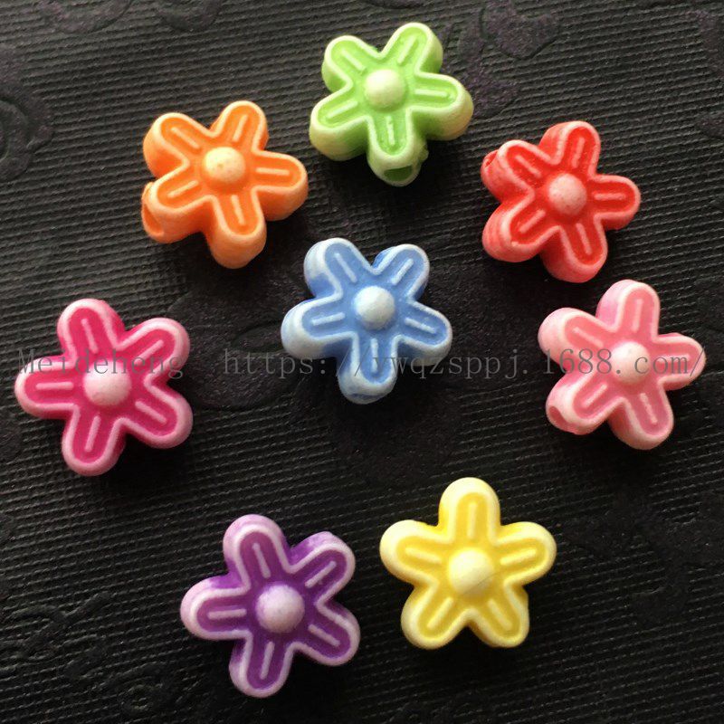 Yiwu Meideheng handmade beaded accessories and ornaments materials: colorful washed beads, flowers, heart-shaped fish, candy beads Specification image