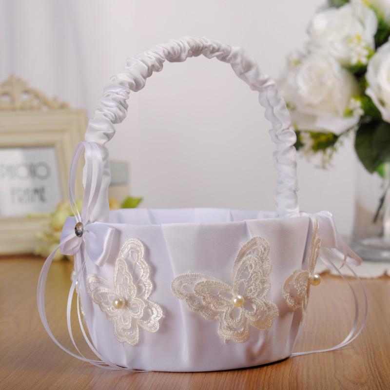 Direct supply from wedding product manufacturers: European-style wedding flower boys, flower baskets, creative hand-embroidered flower-scattering baskets, bows, and bride's wedding baskets details Picture