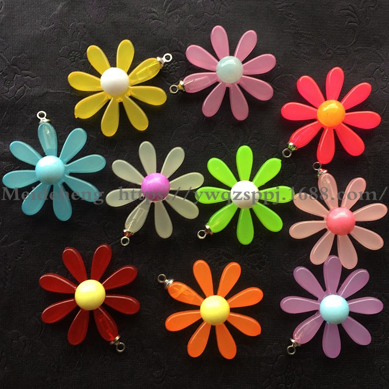 Yiwu Meideheng diy handmade jewelry and accessory materials, colored acrylic hanging hole flowers Specification image