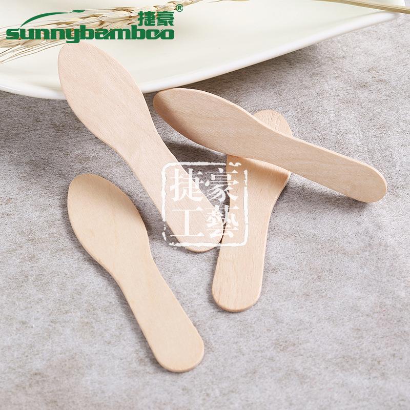 Wholesale of wooden ice cream sticks from the manufacturer, disposable ice cream sticks, and ice cream sticks in stock are selling well in foreign trade Application Scenario
