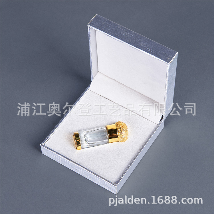 Factory wholesale 2019 new style crystal essential oil perfume bottle wooden box mini essential oil paper packaging gift box details Picture