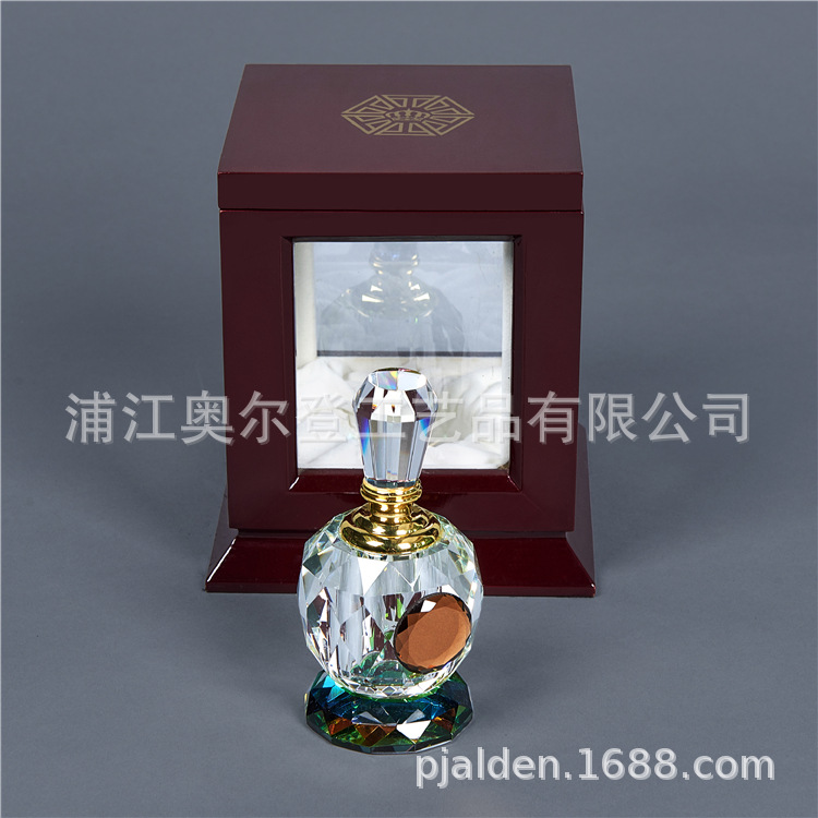 Display wooden box, transparent glass square packaging, wooden box, crystal essential oil perfume bottle, wooden box set manufacturer customization Specification image