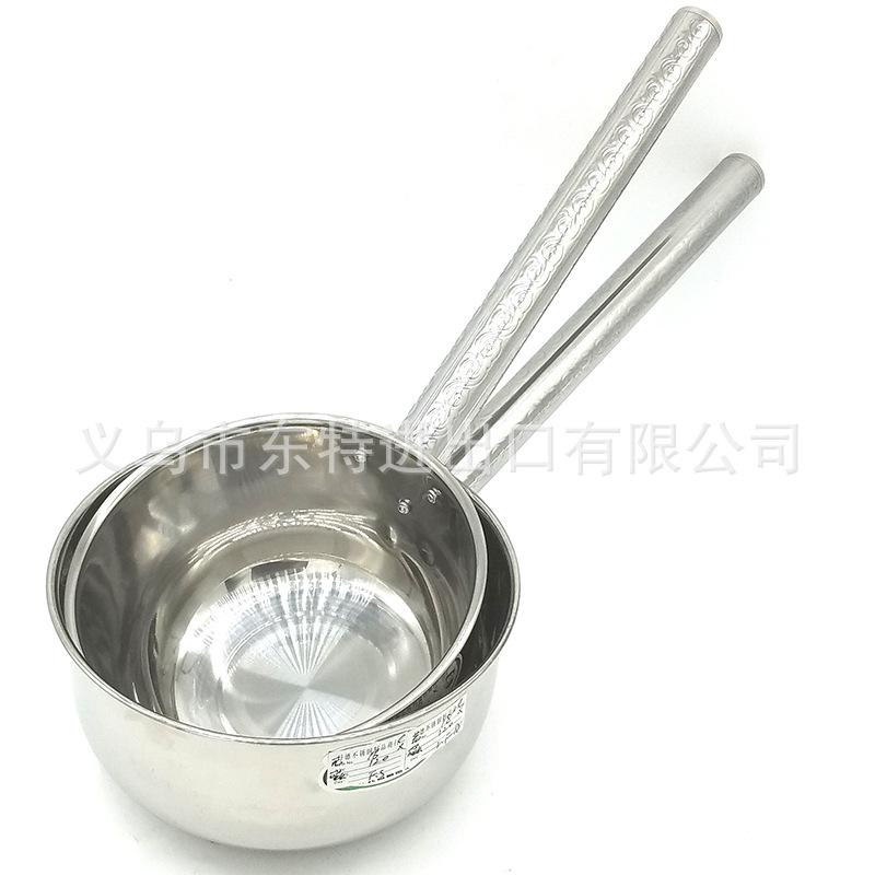 Factory direct sales of stainless steel flat-bottomed long-handled spoons, non-magnetic water ladles, kitchen and hotel extended handle water spoons, household soup spoons