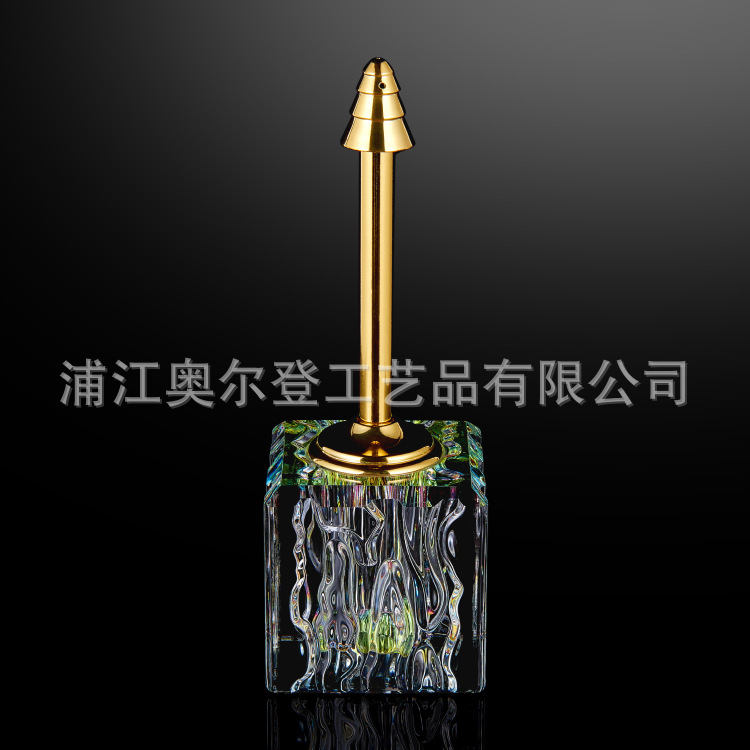 车载水晶香水瓶出风口q版旋转高档方形螺口香水瓶中东精油瓶15ml