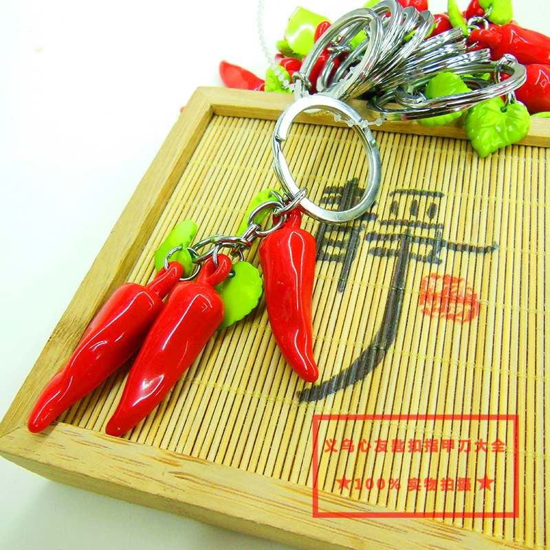 Auspicious red chili keychain ring pendant, bag decoration pendant, temple fair tourist souvenirs, direct wholesale of Yiwu small commodities details Picture