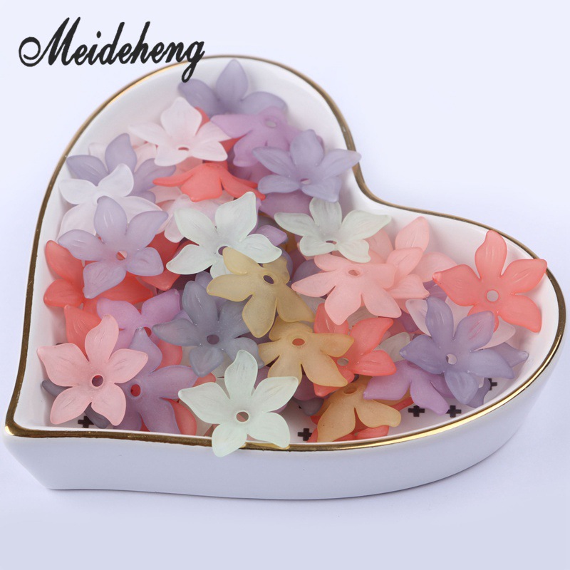 Factory direct sales of 22mm mid-hole five-petal flower Korean-style bride headwear flower acrylic scattered beads ancient-style hairpin accessories details Picture