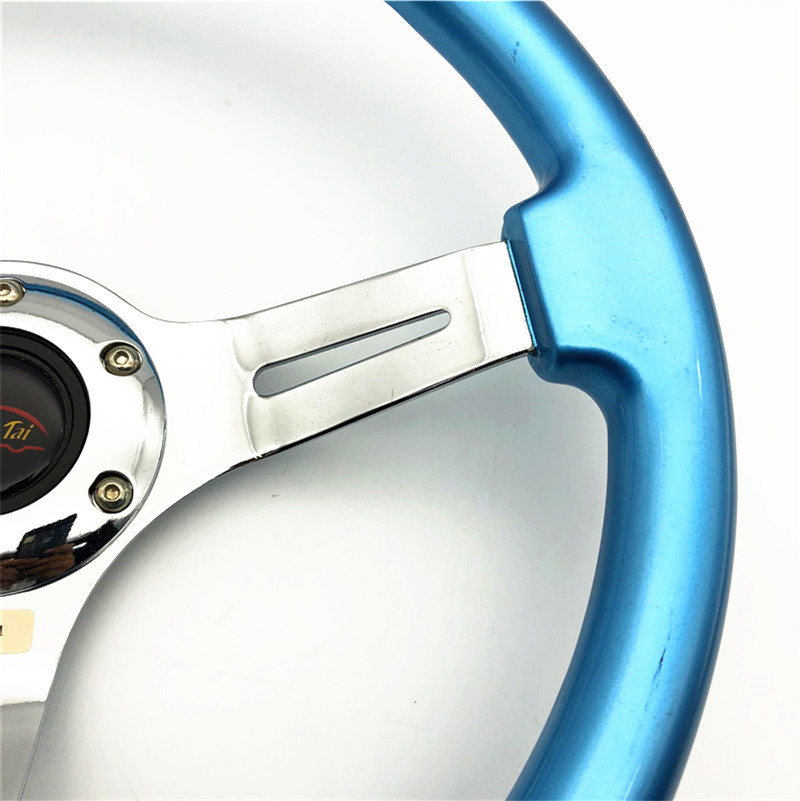 Factory direct sales of car modification steering wheels 350mm ABS universal steering wheels, wholesale of car steering wheels Application Scenario