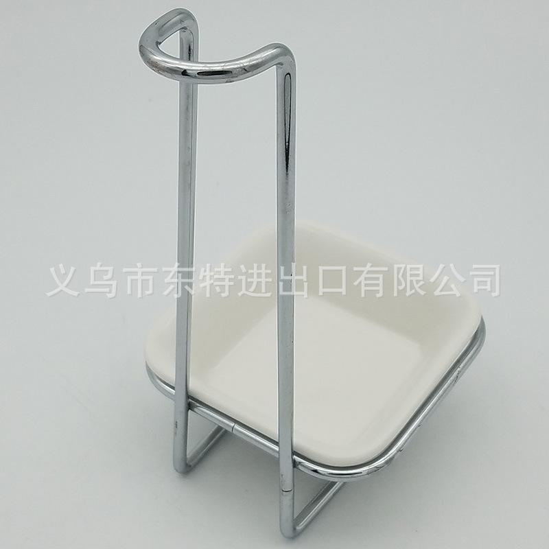 Factory direct sales of iron wire soup spoon racks, ceramic bowls, hot pot spoon racks, household soup spoon racks, facing away from ceramic spoon racks Item Picture
