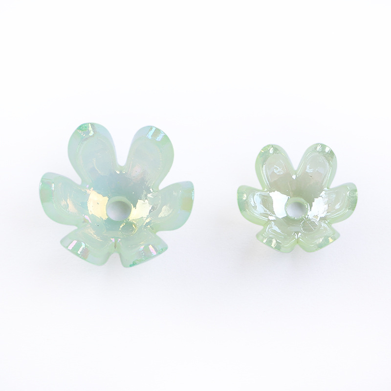 Direct sales from the manufacturer of medium-sized and small-sized acrylic six-prong flower-shaped beads, diy handcrafted beads, and glossy flower support beads undefined