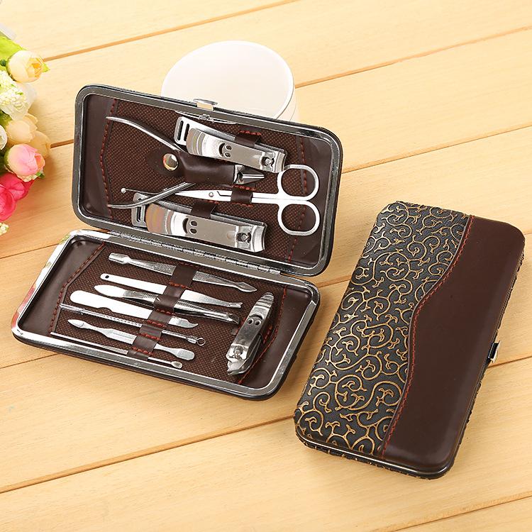 Beauty and nail care tools set, 12-piece smiling face set, nail clippers and nail knives set, customized nail care and pedicure tools Specification image