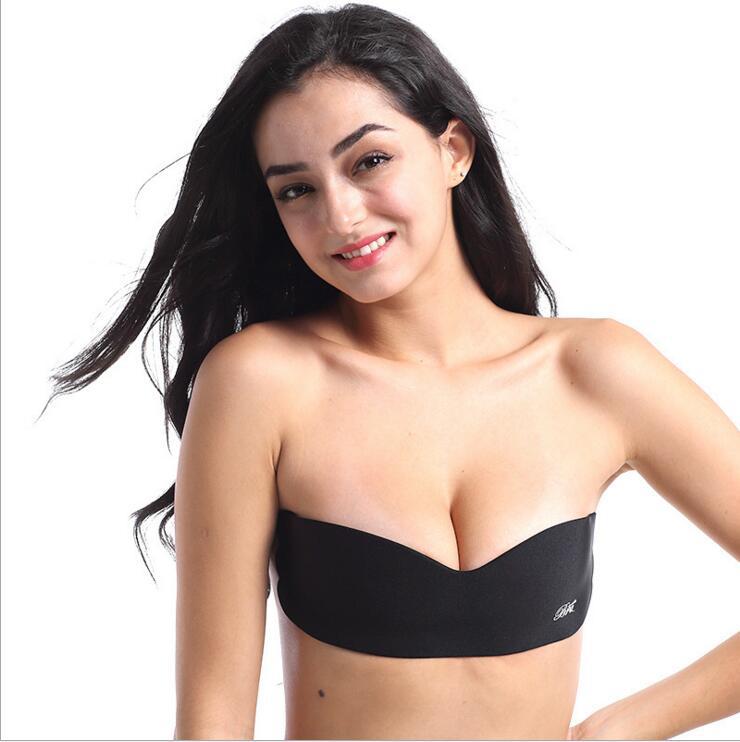 One-piece bio-adhesive invisible bra, wedding dress, underwear, gathering chest patch, strapless bra milk patch Application Scenario