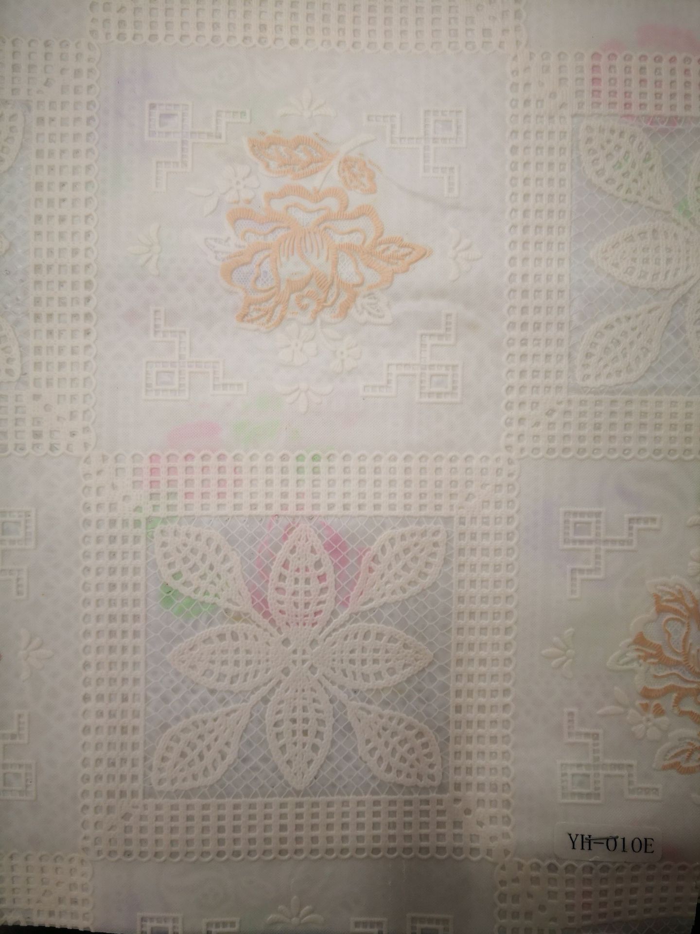 Factory direct new PVC lace tablecloth kitchen table waterproof oil table cloth hotel table cloth wholesale undefined