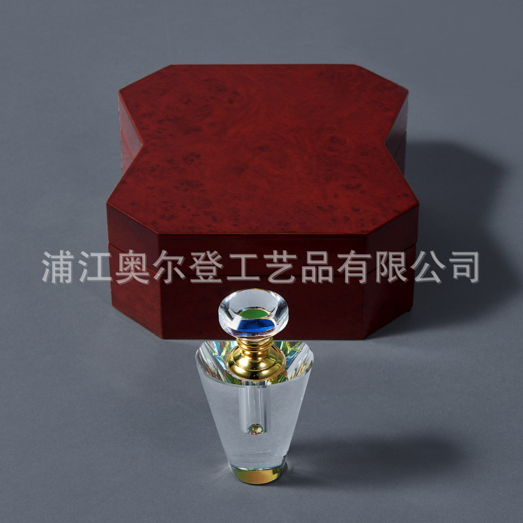 Customized diamond-shaped wooden box packaging box, crystal essential oil bottle, perfume bottle 3ml, custom-made Q-version perfume bottle logo manufacturer details Picture