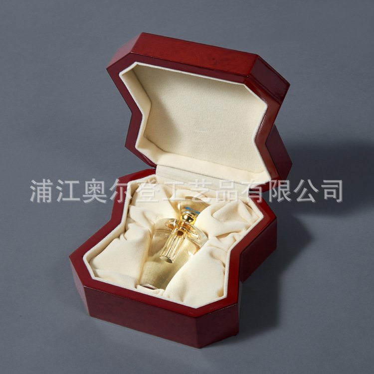Customized diamond-shaped wooden box packaging box, crystal essential oil bottle, perfume bottle 3ml, custom-made Q-version perfume bottle logo manufacturer