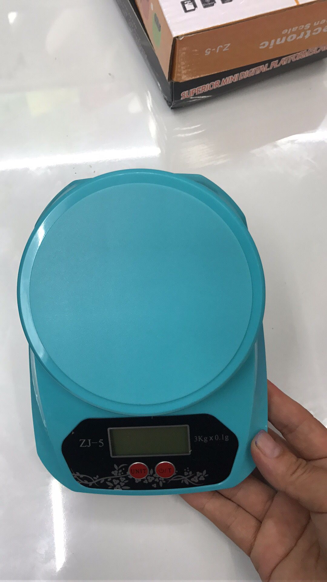 电子秤厨房秤烘焙秤称药材秤家用实物克重秤称0.1g精准迷你小桌秤