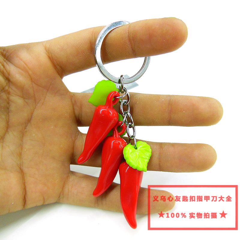 Auspicious red chili keychain ring pendant, bag decoration pendant, temple fair tourist souvenirs, direct wholesale of Yiwu small commodities Application Scenario