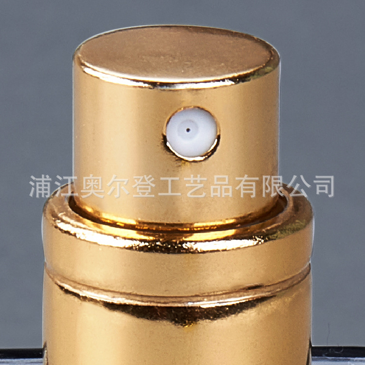 Sandblasted gold-plated polished essential oil bottle, creative mini black k9 crystal perfume bottle, square spray packaging bottle Specification image