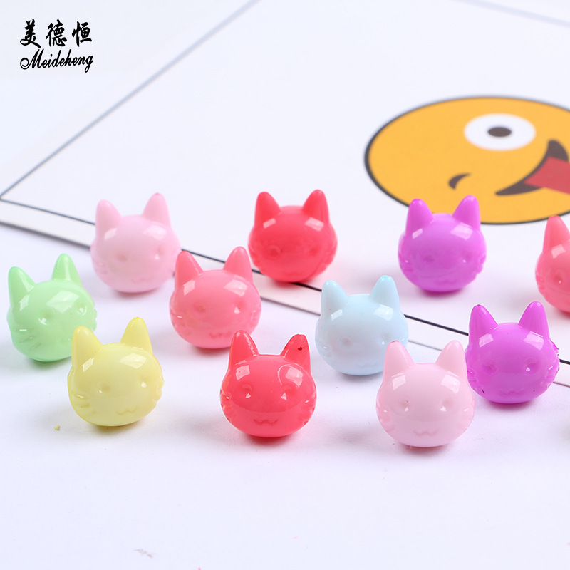 Spring-colored handmade beaded cartoon animal style straight-hole irregular-shaped beads diy children's educational toy beads accessories Application Scenario