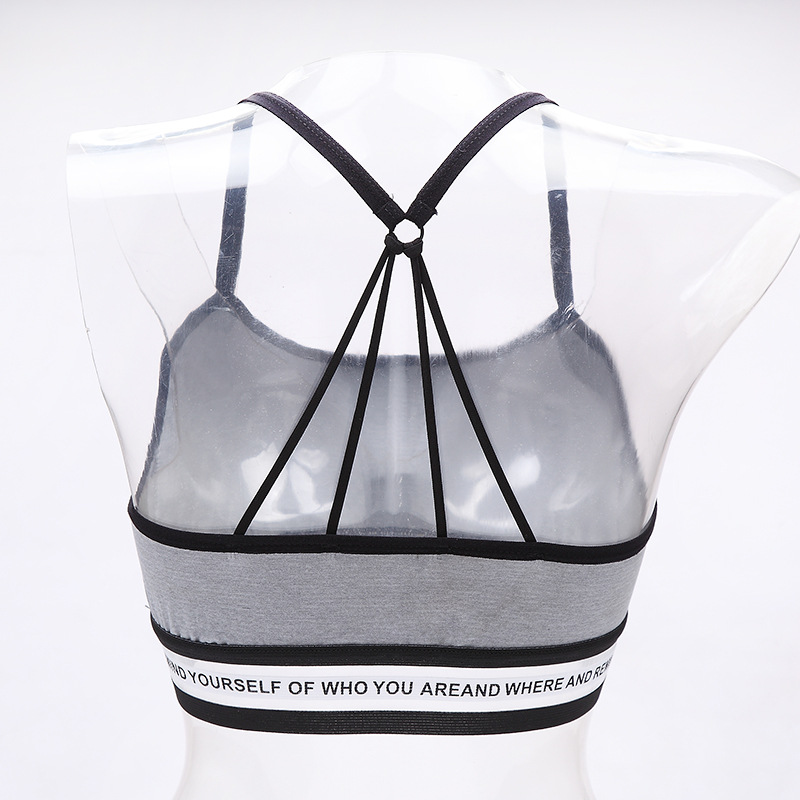 2020 New Parachute Girl's beautiful back and chest wrap, comfortable without steel rims, anti-glare, adjustable breathable sleep bra Application Scenario