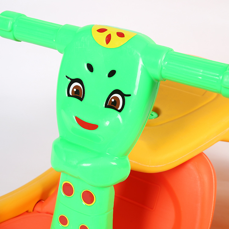 婴儿摇篮/摇椅实物图