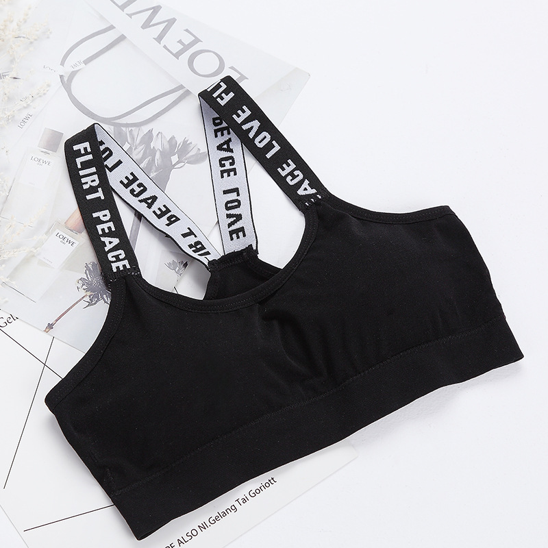Classic English letter thickened, oversized, chess-hugging, chess-spreading, running, yoga, shockproof, comfortable, sweat-absorbing short sports underwear details Picture