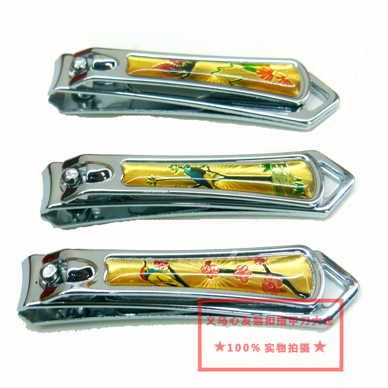 712 medium-sized gold rubber flat nail clippers, night market, street stall, two-yuan store, shopping mall, small supermarket, department store wholesale Specification image