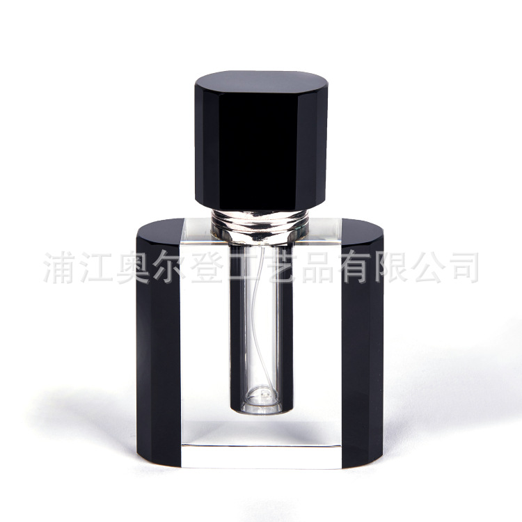 Customized Q-style perfume bottle, Middle East Muslim crystal export essential oil bottle, 10ml spray nozzle cap clip